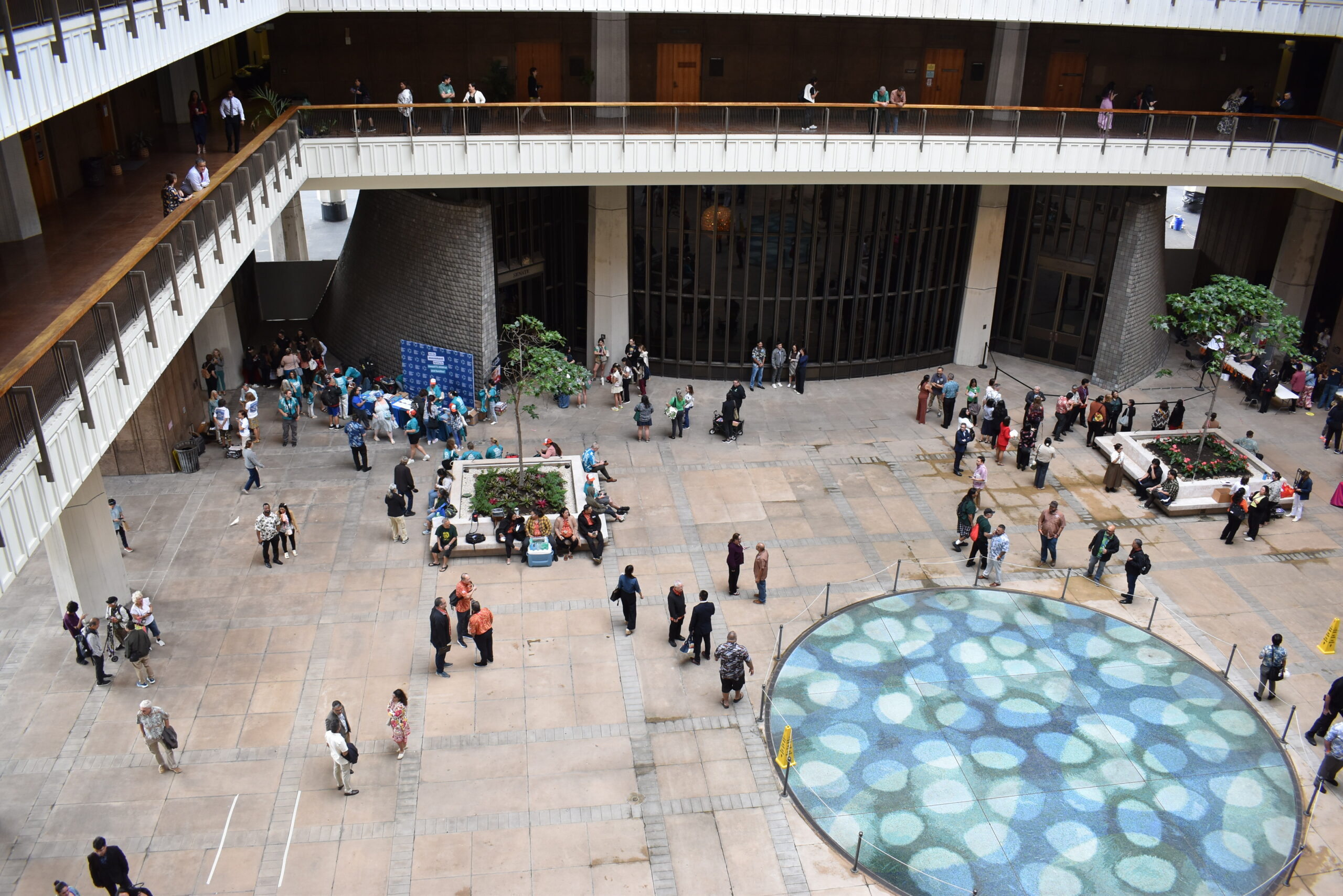 Crowds gather outside of the State Capitol for opening ceremonies of the 2026 Hawaiʻi State Legislature.